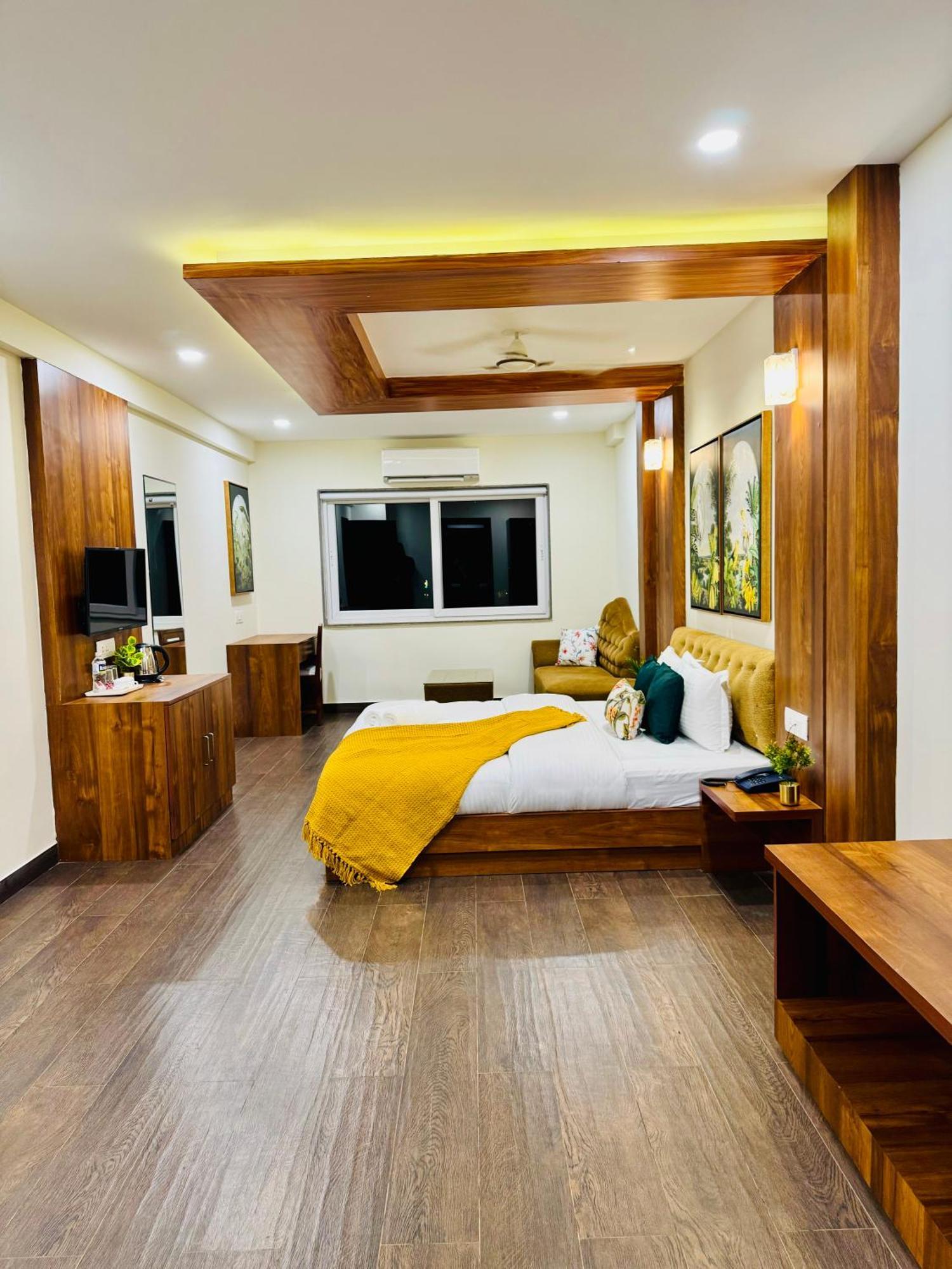 Bluo Amani Vagator - Boutique Hotel Goa Anjuna Dış mekan fotoğraf