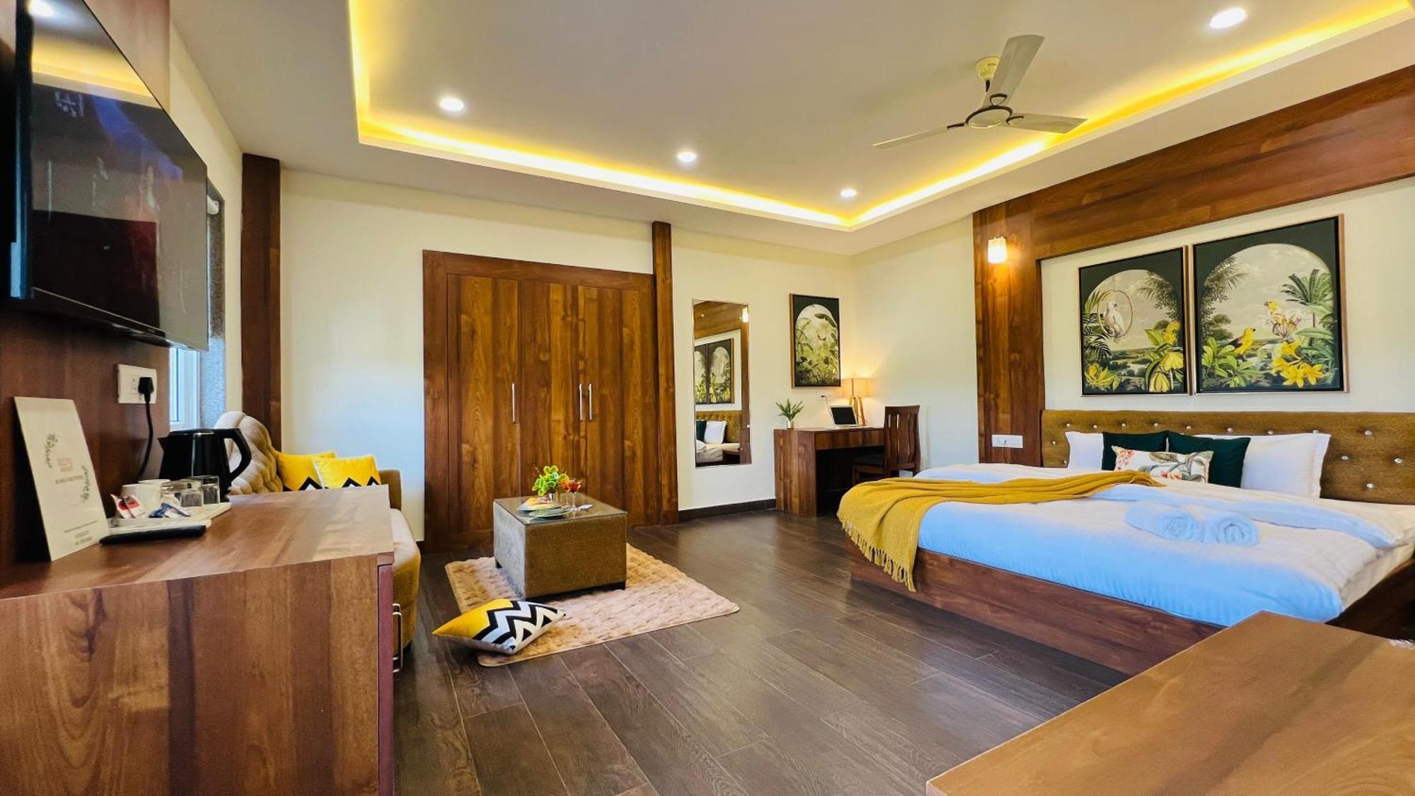 Bluo Amani Vagator - Boutique Hotel Goa Anjuna Dış mekan fotoğraf