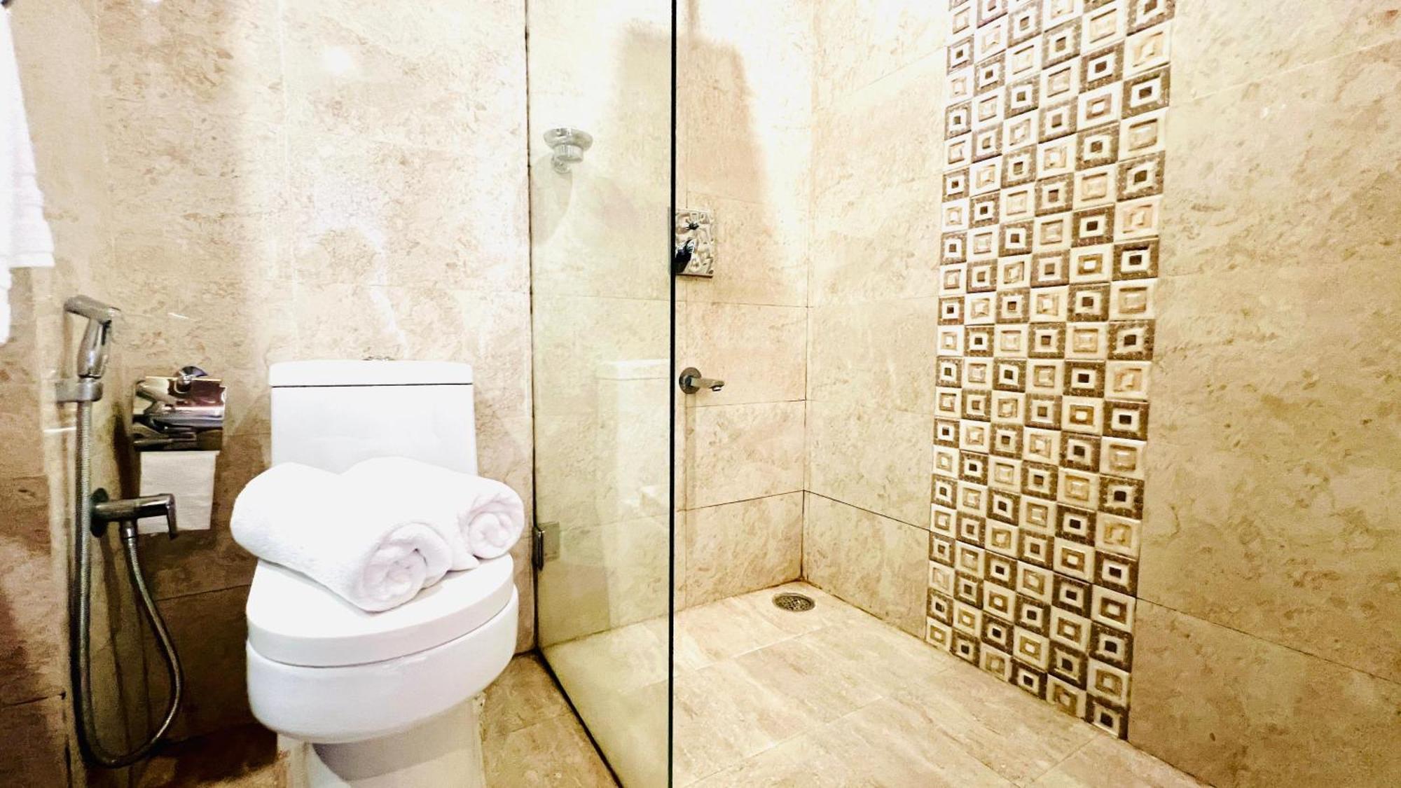 Bluo Amani Vagator - Boutique Hotel Goa Anjuna Dış mekan fotoğraf